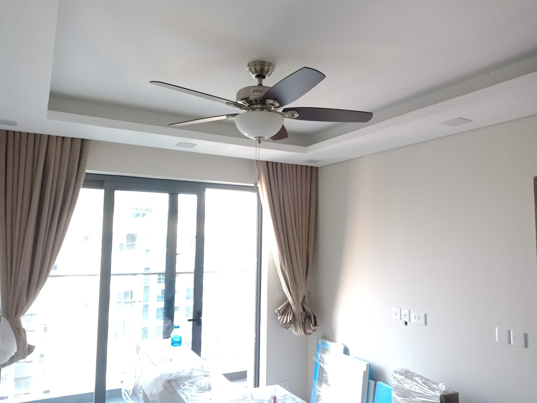 lắp quạt trần
