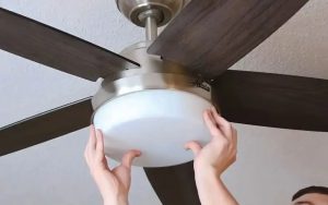 Linh kiện quạt trần bị xuống cấp
