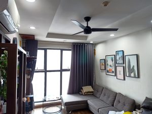 Thiết kế 3 cánh làm từ chất liệu plastic bền nhẹ