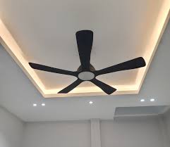 Quạt trần Panasonic F-60DGN - Thiết kế hiện đại và gam màu đen lịch lãm