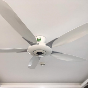 Quạt trần Panasonic 5 cánh F-60WWK bán chạy