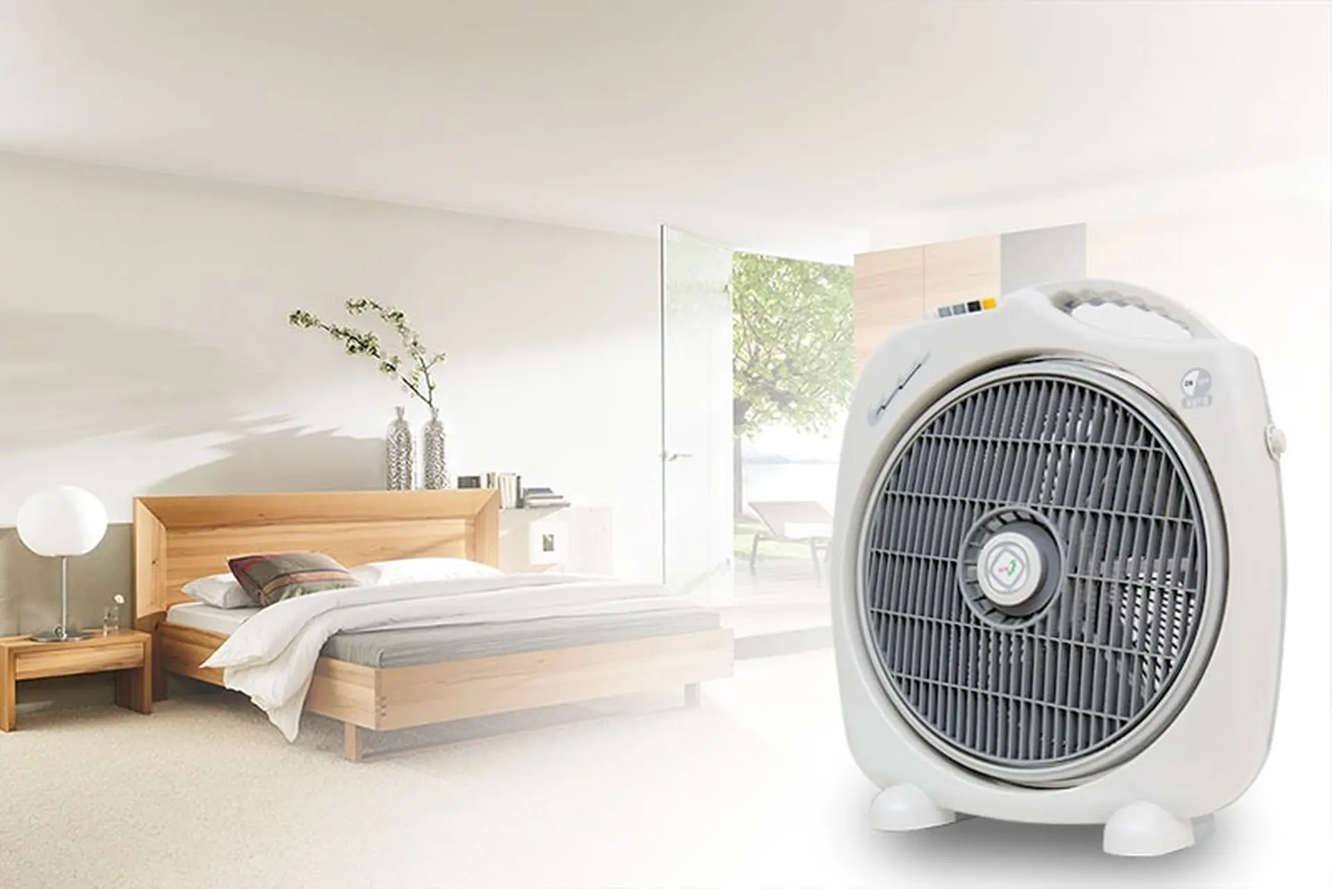Quạt hộp là dòng quạt được nhiều người lựa chọn nhờ thiết kế nhỏ gọn và tính an toàn cao.