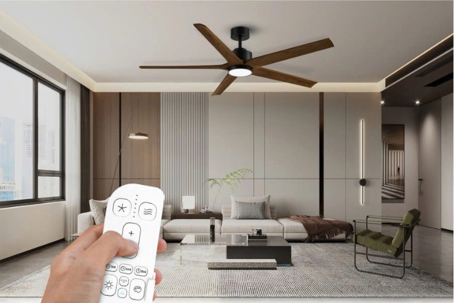 uạt trần hiện đại sở hữu kiểu dáng tinh tế, màu sắc đa dạng và dễ dàng kết hợp với nhiều phong cách nội thất khác nhau